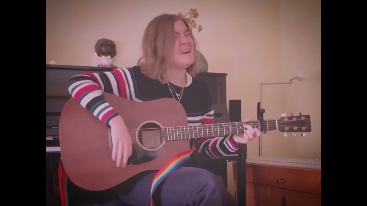 Luna Keller - Black and Blue - live performance 🖤💙
