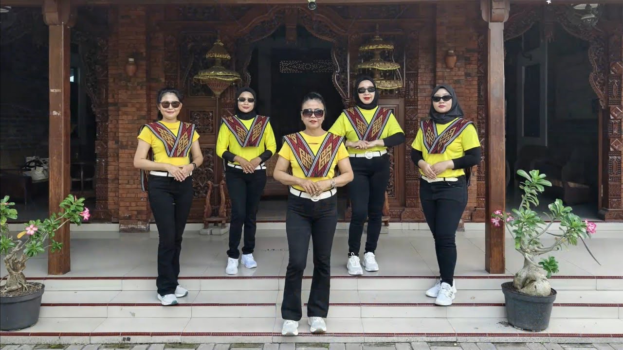 SENAM KREASI TABOLA BALE (NTT) CHOREO BY MOM NUR CHARITY