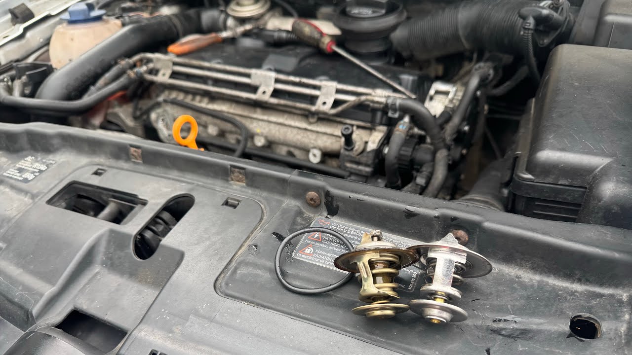 Volkswagen Polo 1.9 TDI Thermostat Replacement