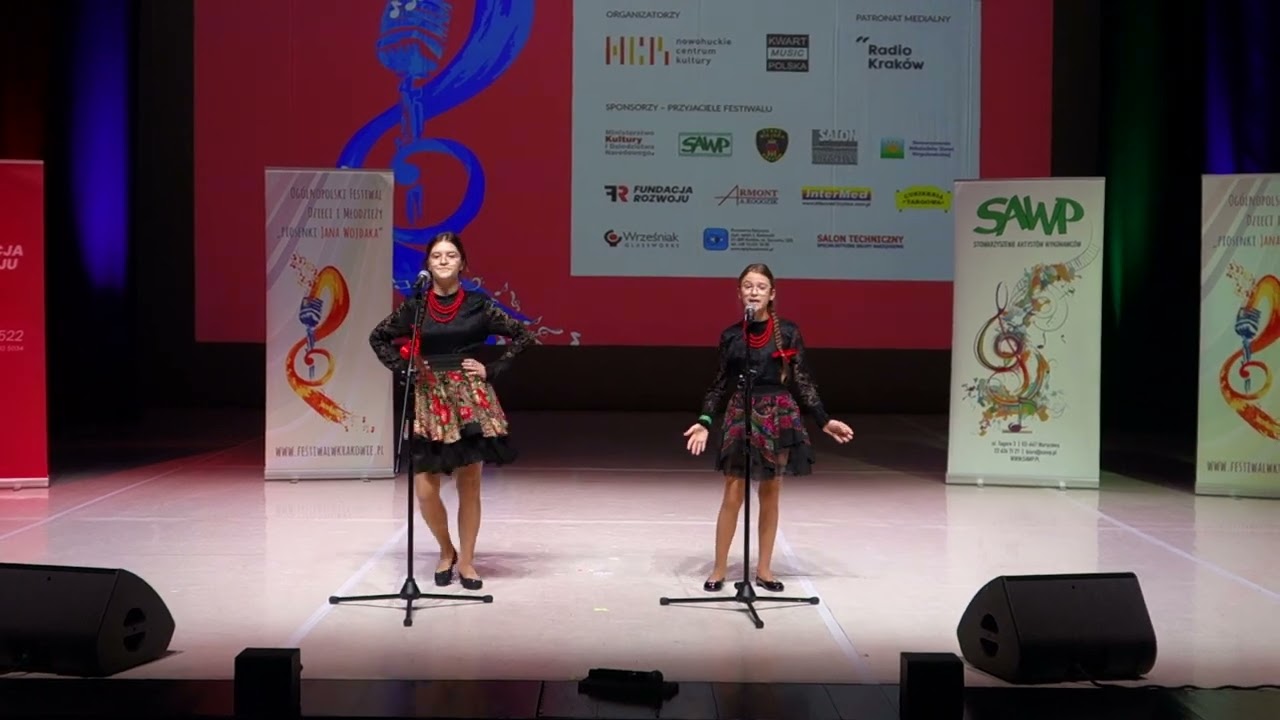 Chłopcy z Nowej Dęby (J. Wojdak) - Duet Sisters Klara i Matylda Smoła 11.2023r.