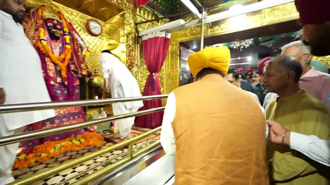 [Live] CM Bhagwant Singh Mann interacting with media after paying obeisance at Kali Mata Mandir.