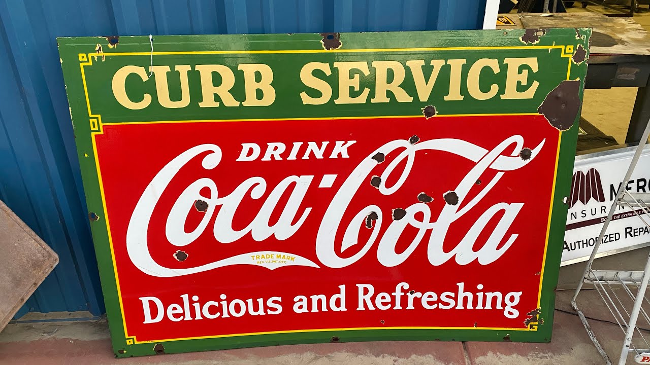 Attending An Antique Gas And Oil Advertising Sign And Gas Pump Show.