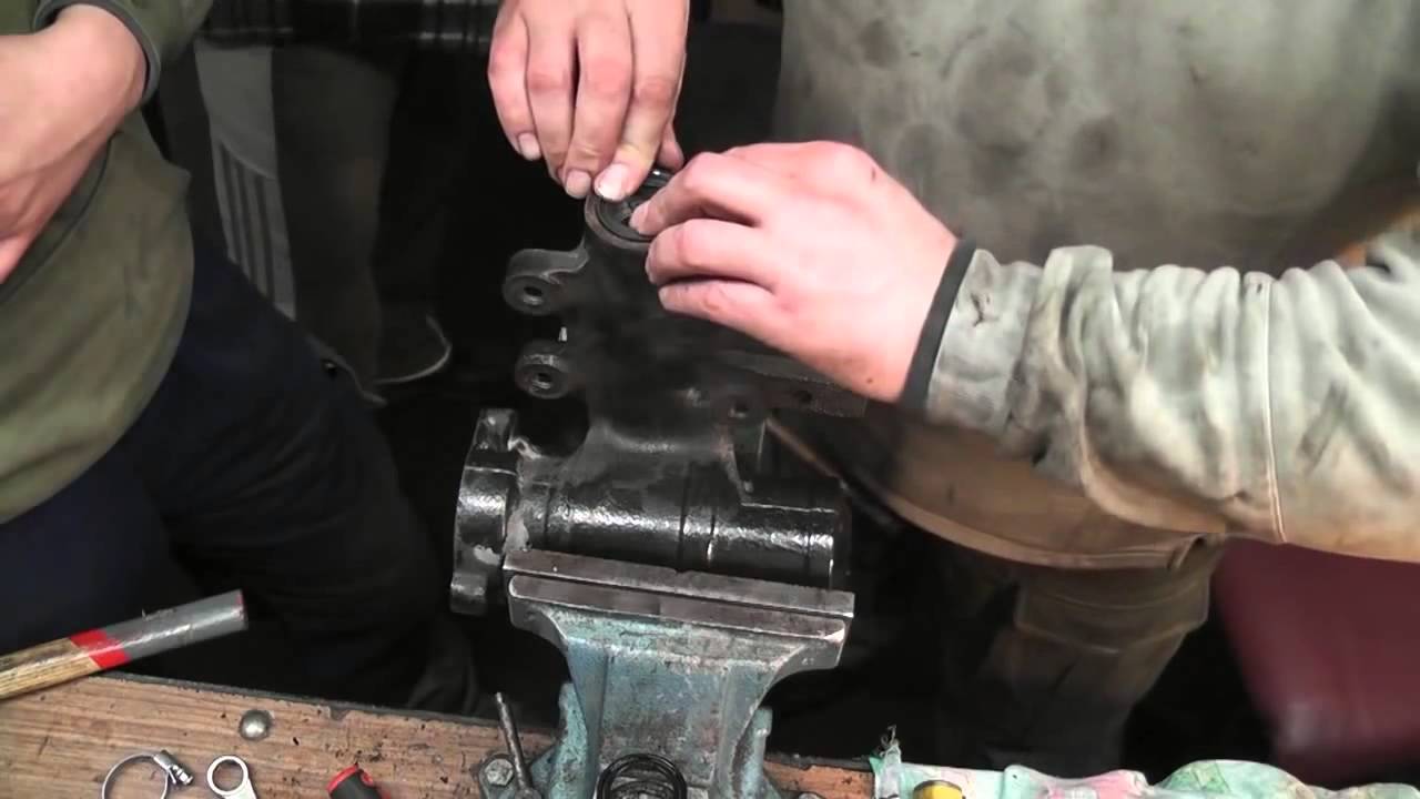 Ремонт рулевого редуктора Jeep WJ