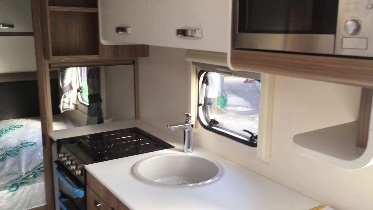 Sprite Quattro FB 2018 Six berth twin axle fixed bed