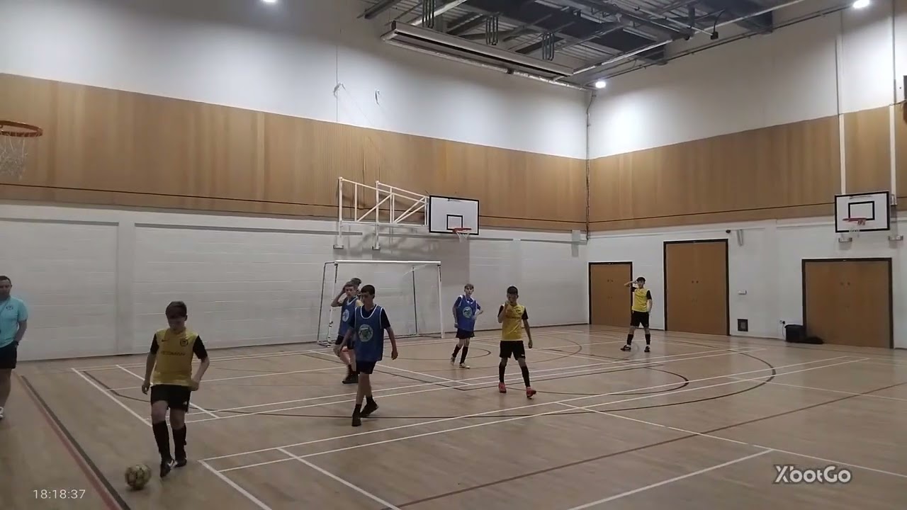 U14s continued. Warrington Futsal u14s v Warrington Futsal (San)..2nd half until time-out.