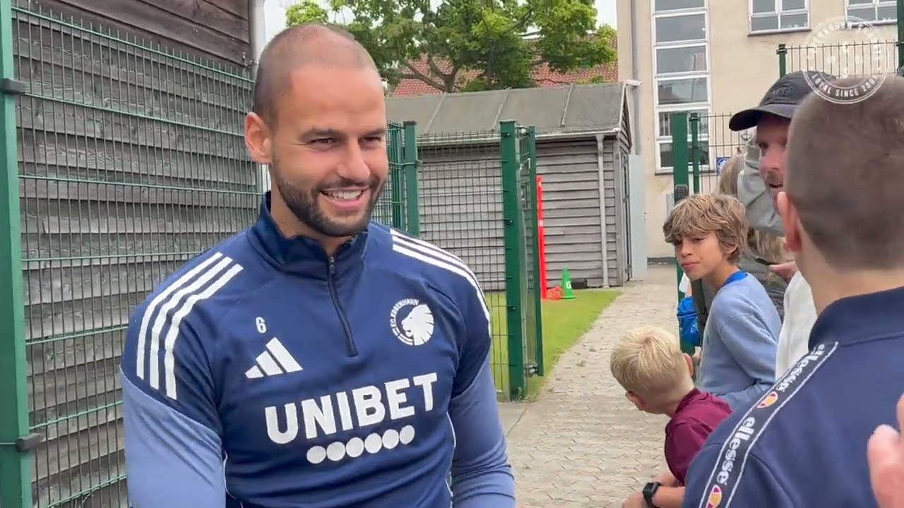 SPILLERNE ER TILBAGE PÅ NUMMER 10