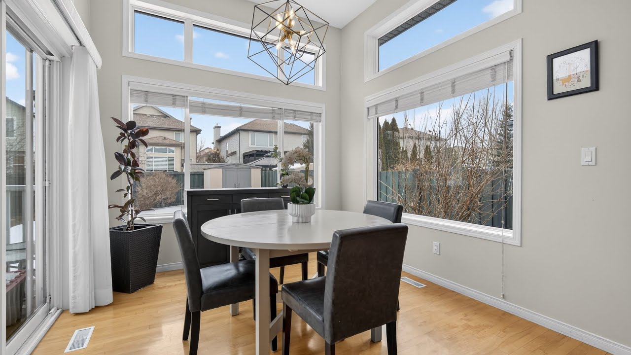 ​Rutherford Home Tour: 4 Beds, 3.5 Baths, & Finished Basement