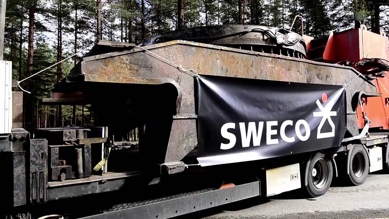 Titania-kolossen til Norsk vegmuseum - 218 tonn, 7 meter høy og 13 meter lang!
