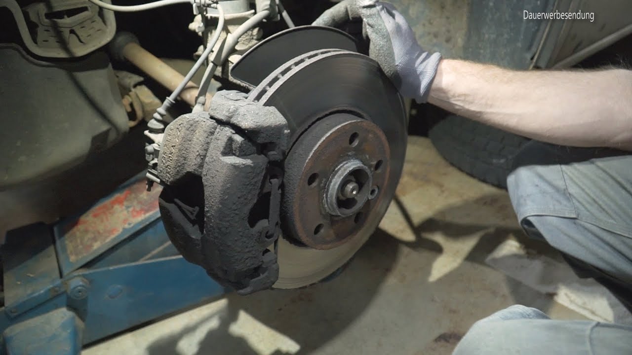 Volkwagen T5 Bremsbeläge wechseln | VW T5 Vorderachse Bremse Beläge erneuern brake pads exchange