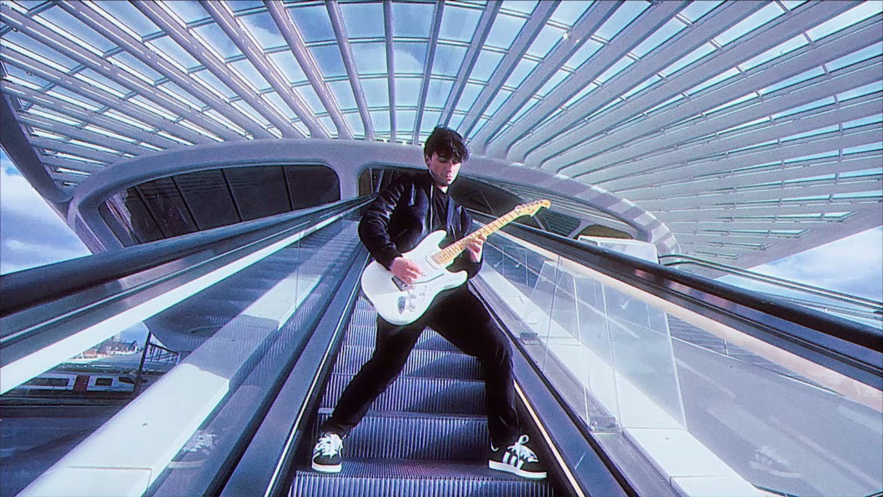 SkyMax - Illusion (Official Music Video)