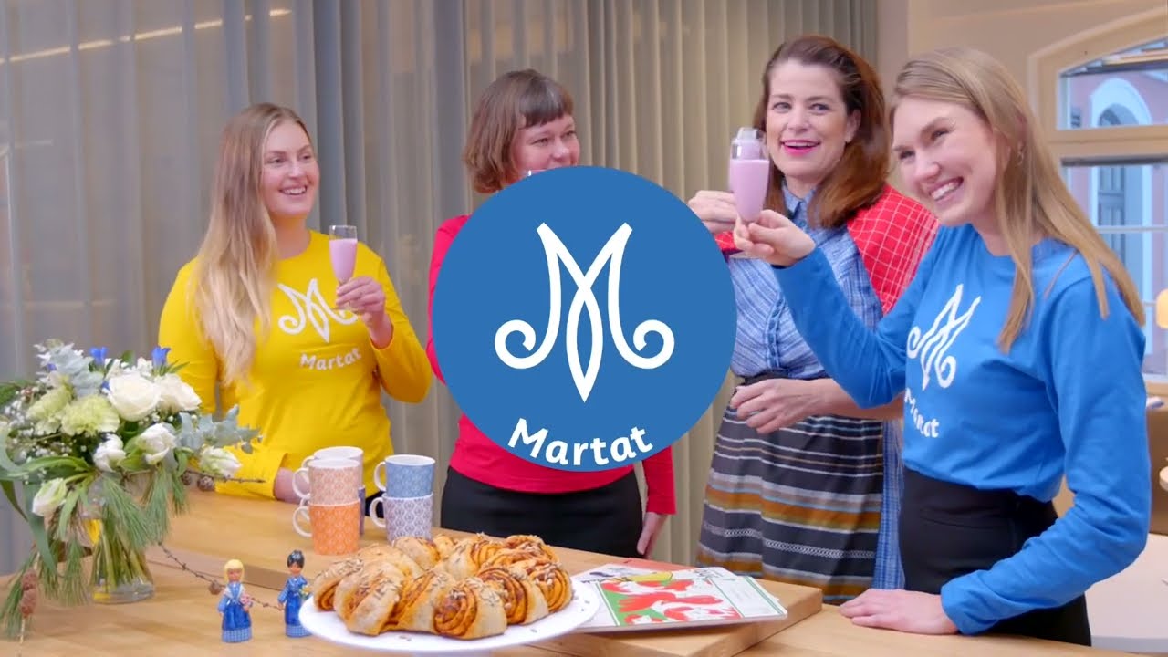 Maailman suurimmassa marttaillassa martat juhlivat 120-vuotiasta Martat-lehte&auml;