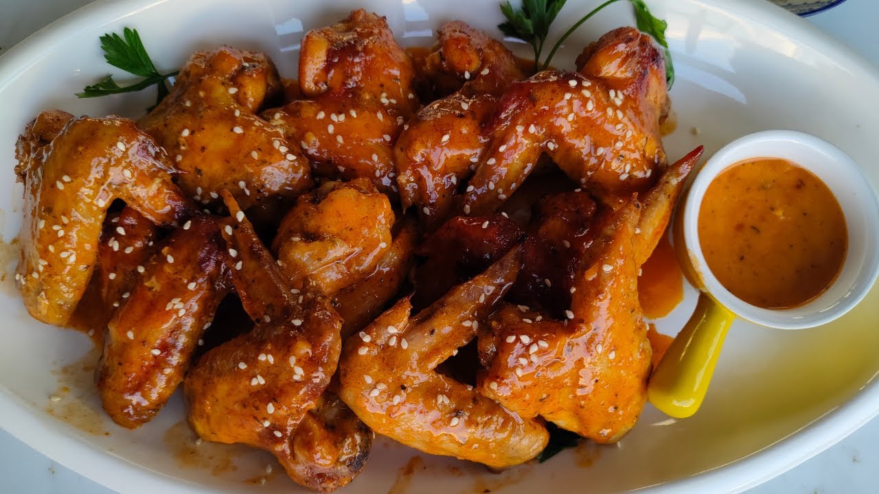 Mozambican Chicken Wings with Nandos Mozambican Paprika Sauce
