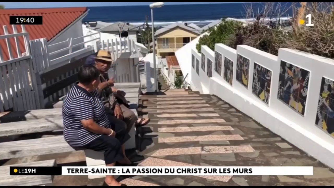 La Passion du Christ déclinée en 14 tableaux dans la ruelle de la croix des pêcheurs à Terre-Sainte
