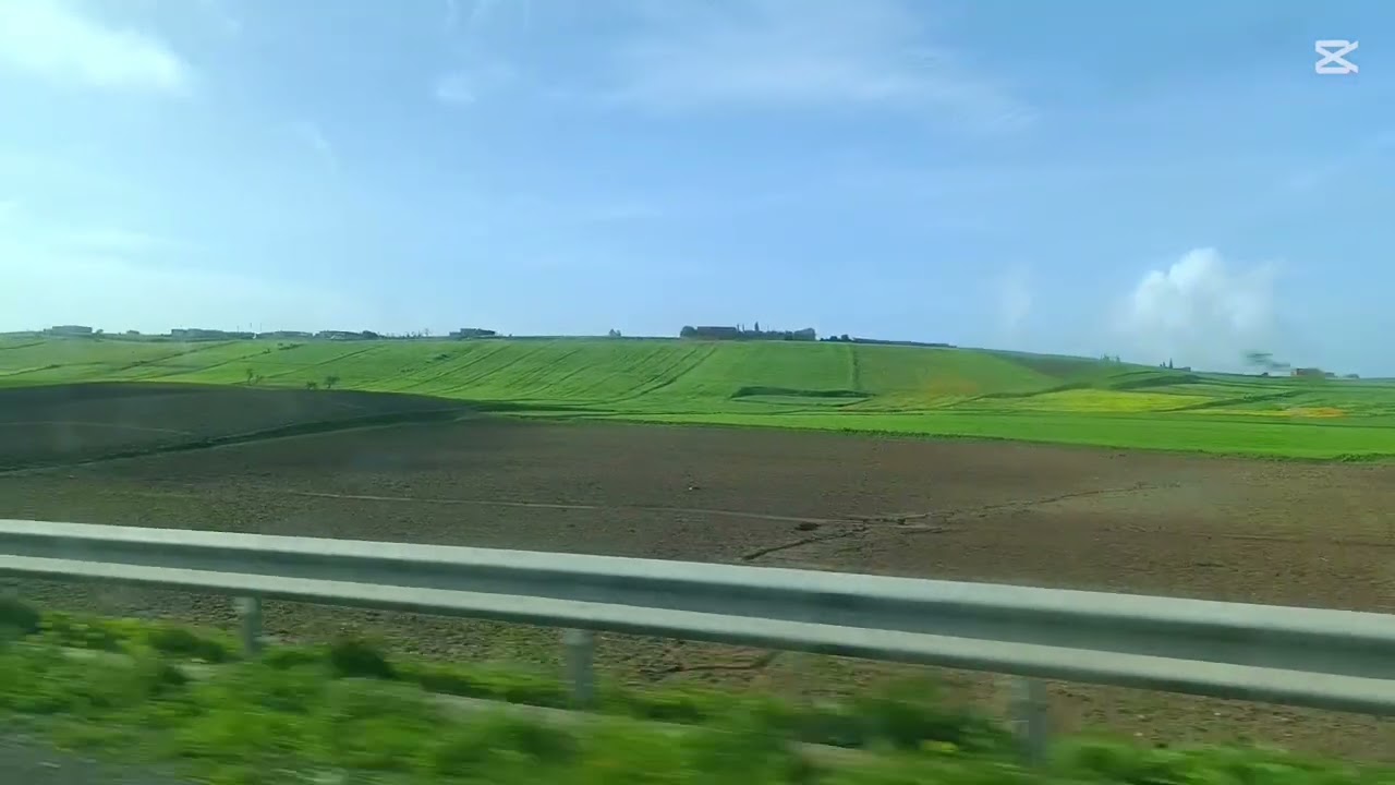 في الطريق الى منطقة عبدة. 