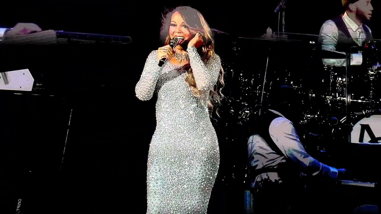 Mariah Carey LIVE in Abu-Dhabi at Saadiyat Island , January 6 2024 (FULL SHOW HD)