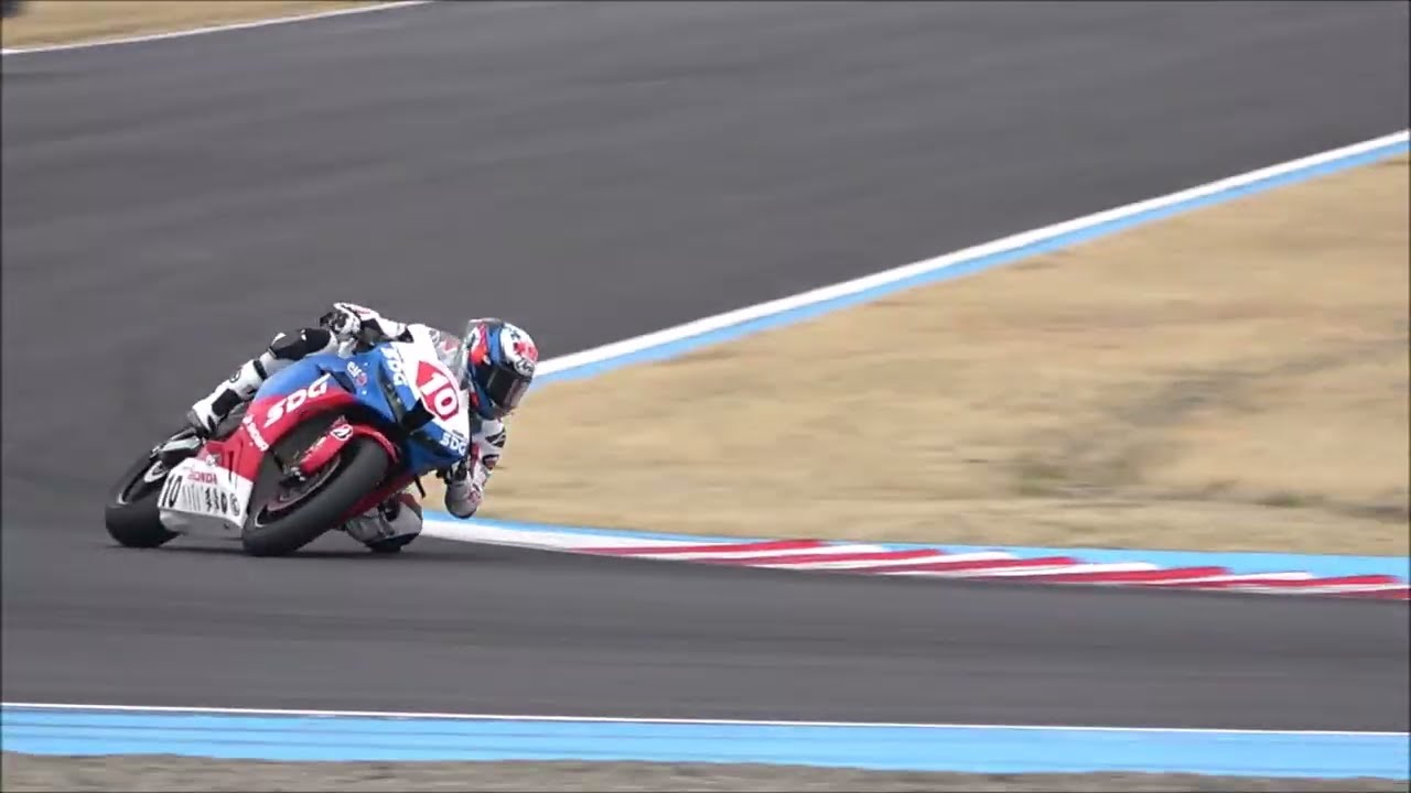 ST600クラス 初日午前の走行ダウンヒルストレート 90度コーナー S字  MFJ全日本ロードレース選手権 公式テスト Round ZERO モビリティリゾートもてぎ