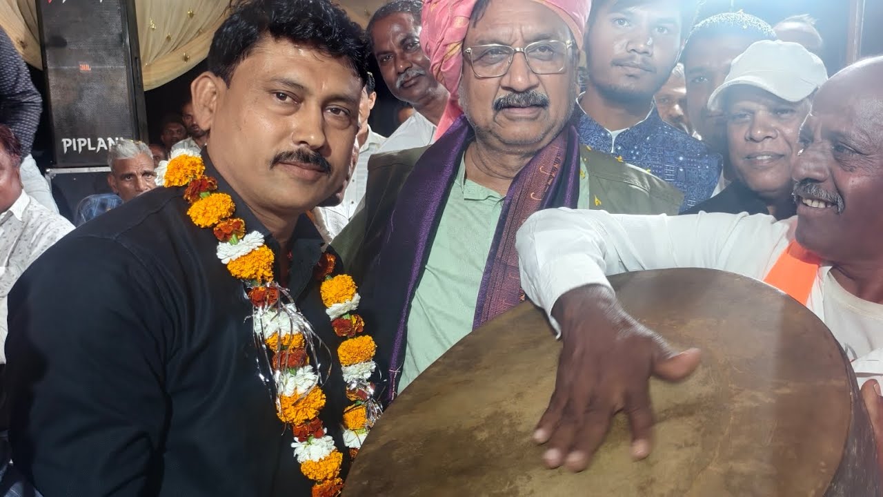 घेराबाजी मंच पर डॉ. कुंवर विजय शाह का अनूठा अंदाज | कलाकारों संग खुद बजाया घेरा | बड़ी घोषणा
