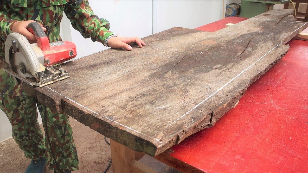 Renewable Energy Clean: Talent Young Carpenter Completely Revived Damaged Wooden Panel - Woodworking