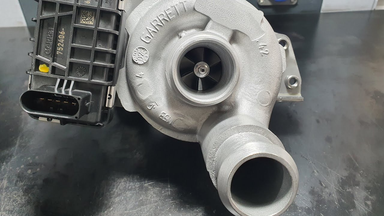 Ford Transit Connect 110hp Turbo Tamiri