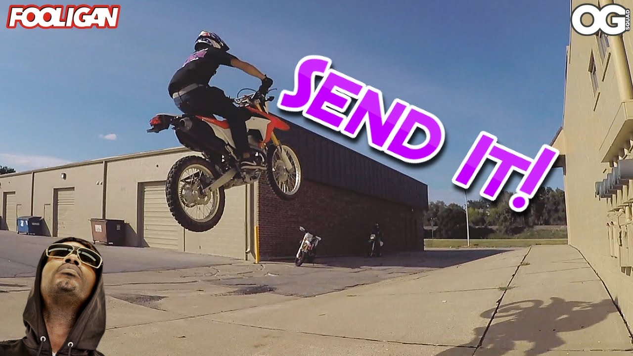 Midnight Grom Meet | Jumping the SUPERMOTO