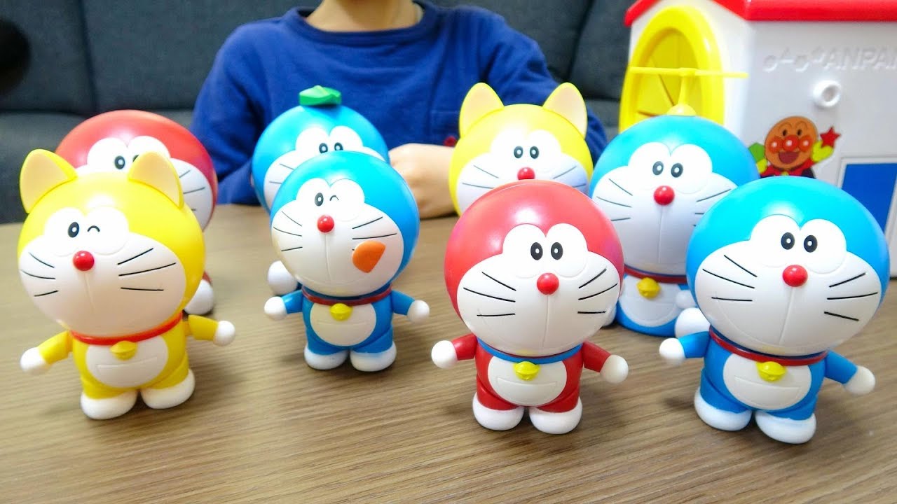てさぐりBOXからカラフルなドラえもん！レオくんが組み立てるよ！ レオスマイル