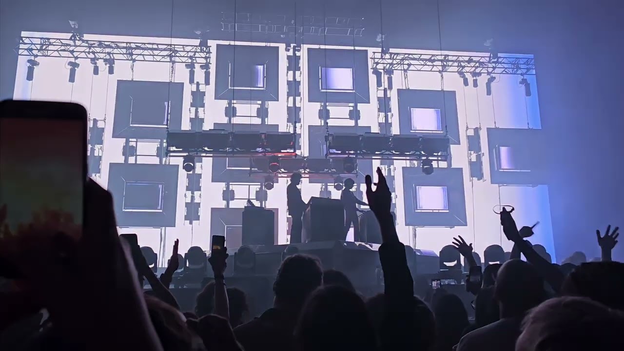 Justice - Generator - Live @ Movistar Arena Buenos Aires, Argentina 2025