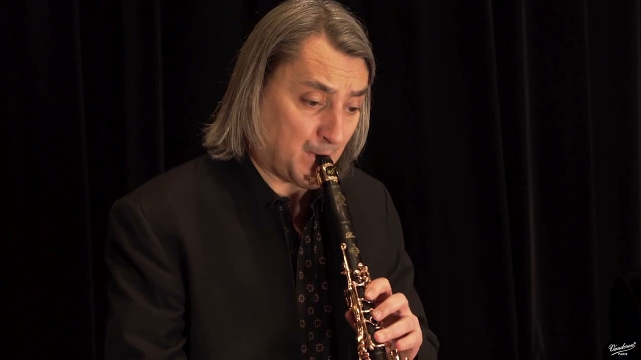 Florent Héau et Théo Ould : Sonatina for Clarinet and Piano, H. 356 - Bohuslav Martinu -