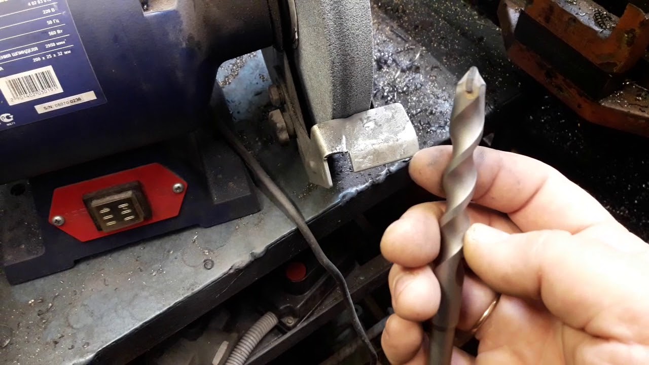 Сверлим закаленную сталь буром по бетону D=14мм