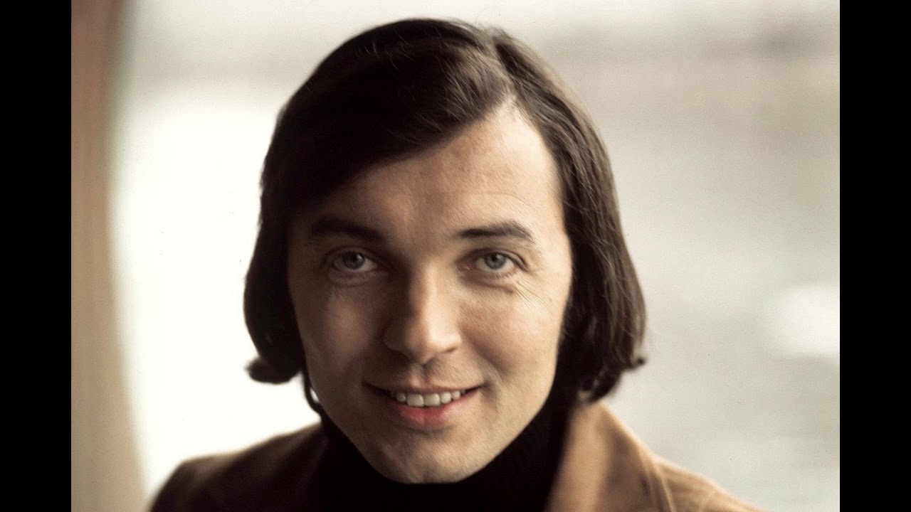 Karel Gott - Láska to je drama (Doobie Brothers - Long Train Running)