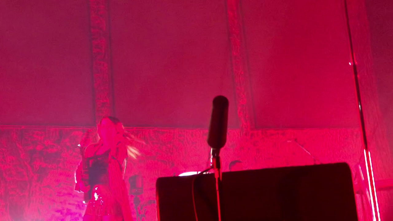 Maren Morris and Ryan Hurd - All My Favorite People (Live In Nashville)