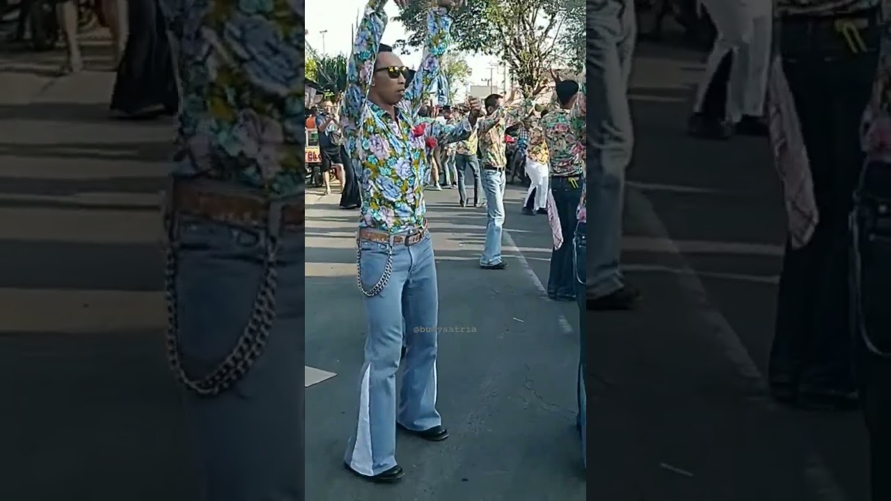 Baris kreasi joget jadul era 70an 😊 