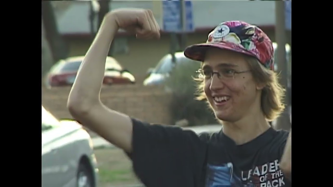 Boyish (2011) Upscaled 60fps