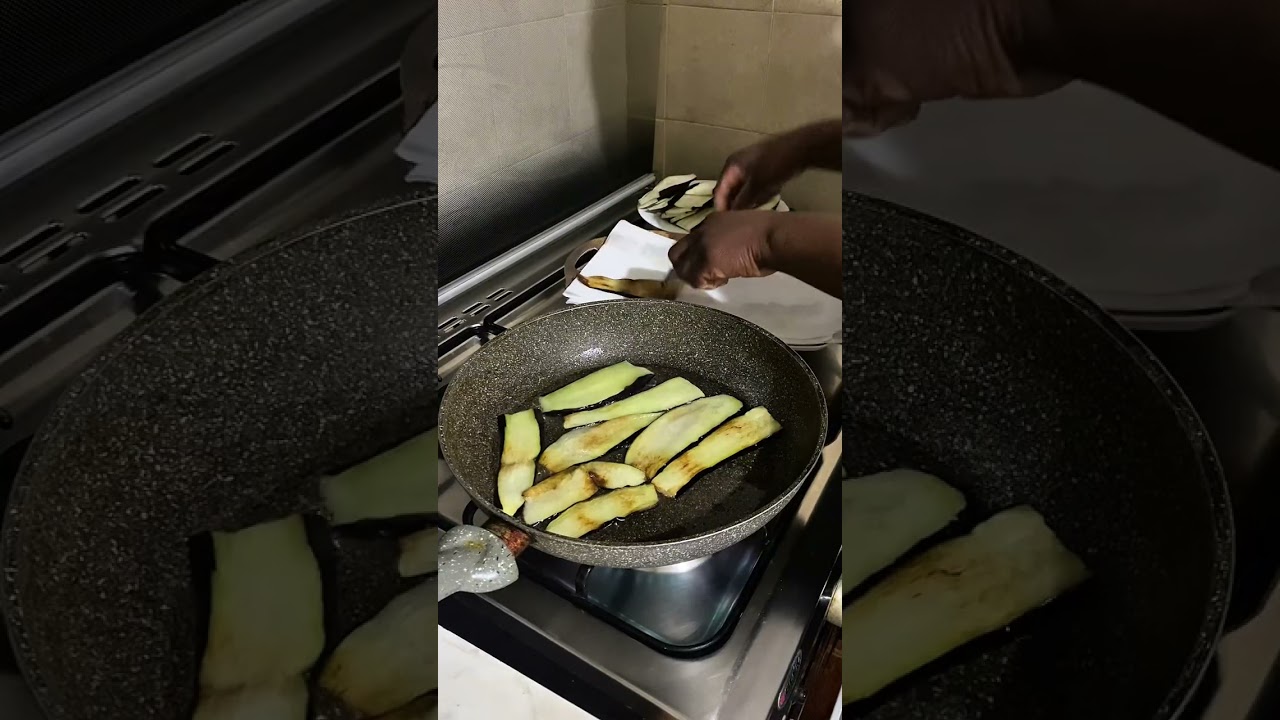 Simple way of cooking parmigiana di melanzane (eggplant)