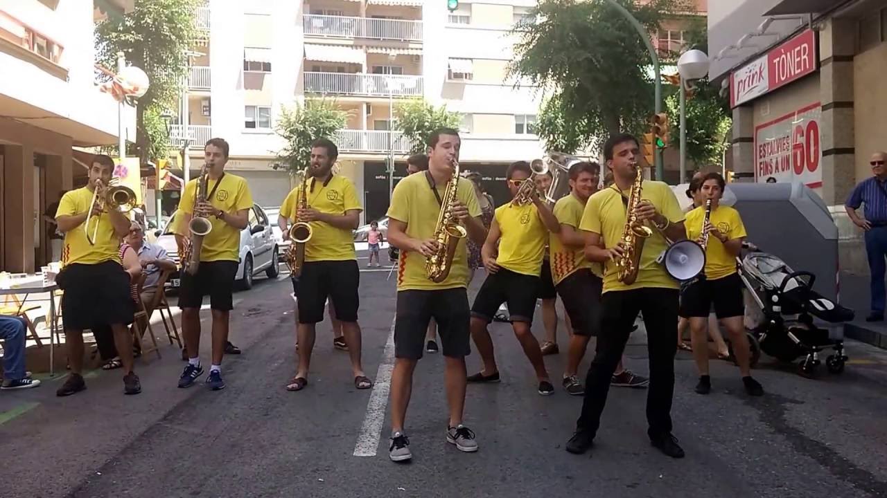 ENRIQUE IGLESIAS MIX - XARANGA TOCABEMOLLS