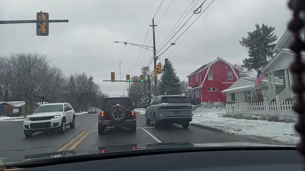 Driving @ Woodward Ave  Beverly Hills Michigan