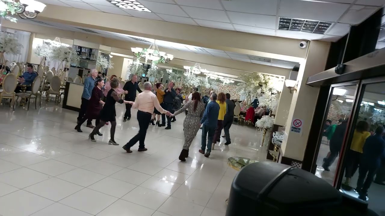 Formatia Armonia din Galati-Fetele lu tata,sarba instr-Restaurant Didona