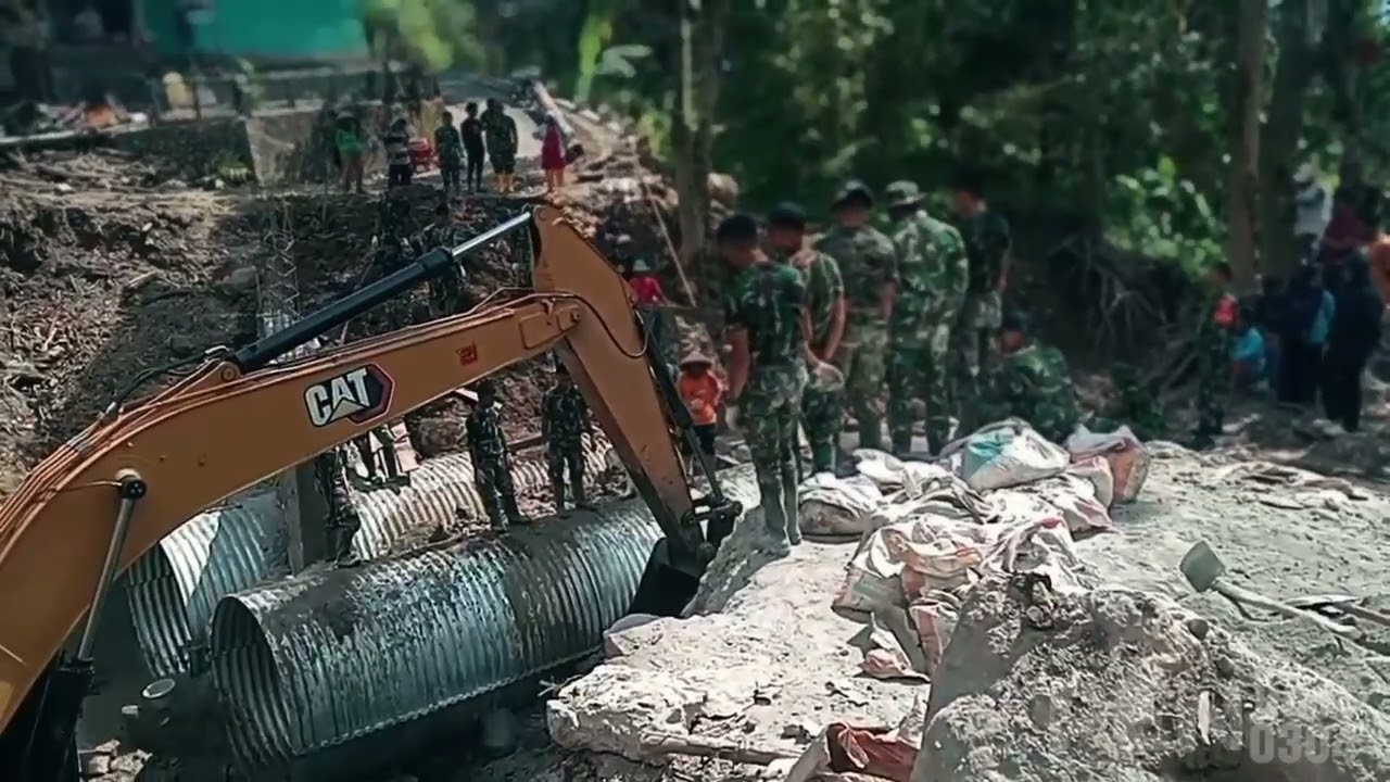 DANDIM 0304/AGAM TINJAU PEMBANGUNAN JEMBATAN BAILEY DAN ARAMCO DI WILAYAH TERDAMPAK BENCANA