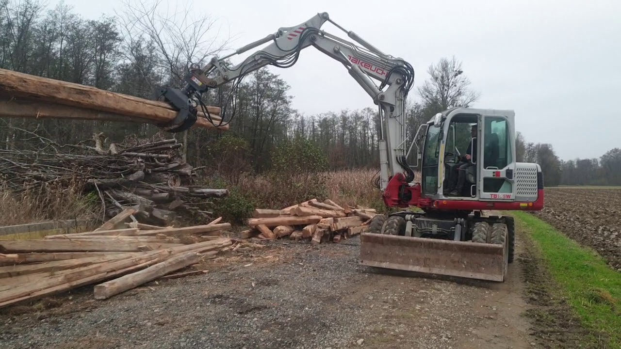Holzzange für 4,5t - 8t Bagger - Baumaschinen Puntigam GmbH Video 01