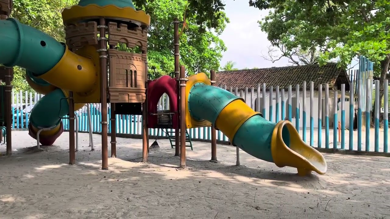 M-Beach Kalianda Lampung selatan HANYA 1 JAM DARI BANDAR LAMPUNG. (Pantai bersih dan pasir putih)