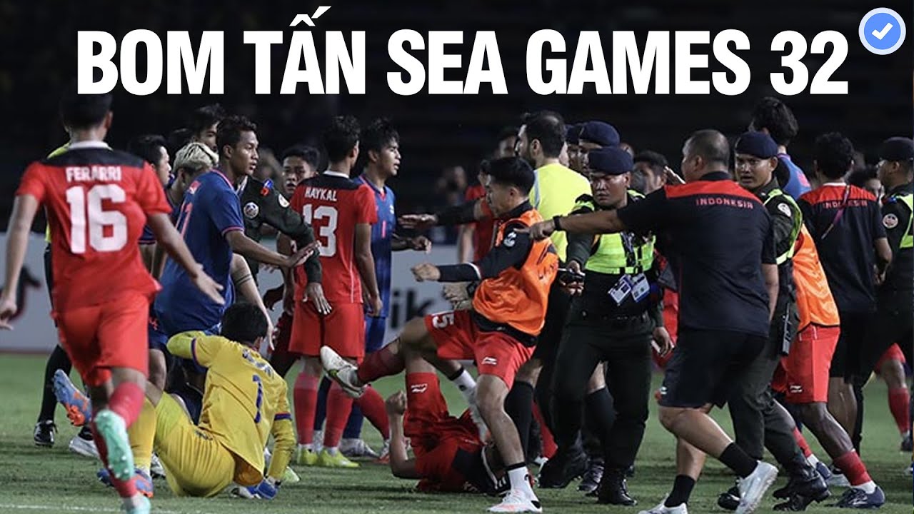 9 thẻ đỏ và màn hỗn chiến nảy lửa chấn động cả thế giới trong trận chung kết SEA Games 32