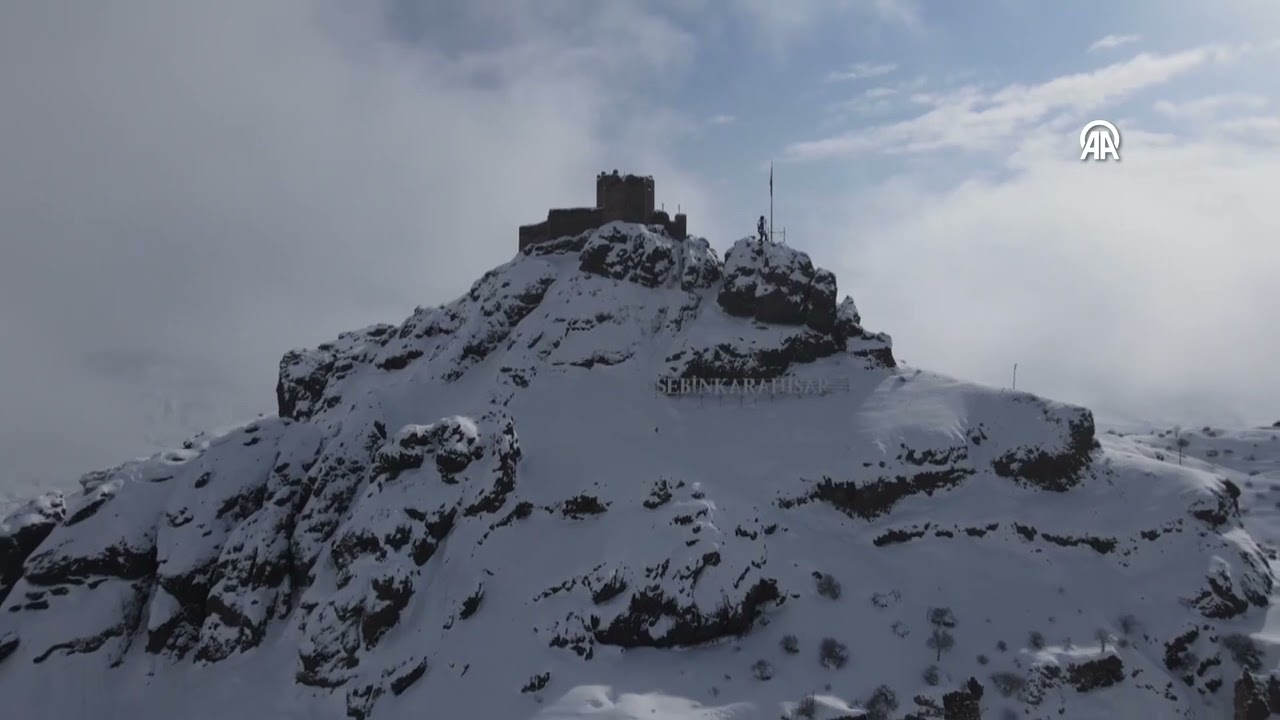 Şebinkarahisar'da kar manzaraları