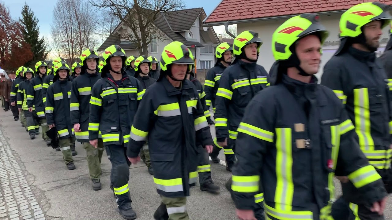 Freiwillige Feuerwehr Haselbach - Übergabe der Zeugstätte