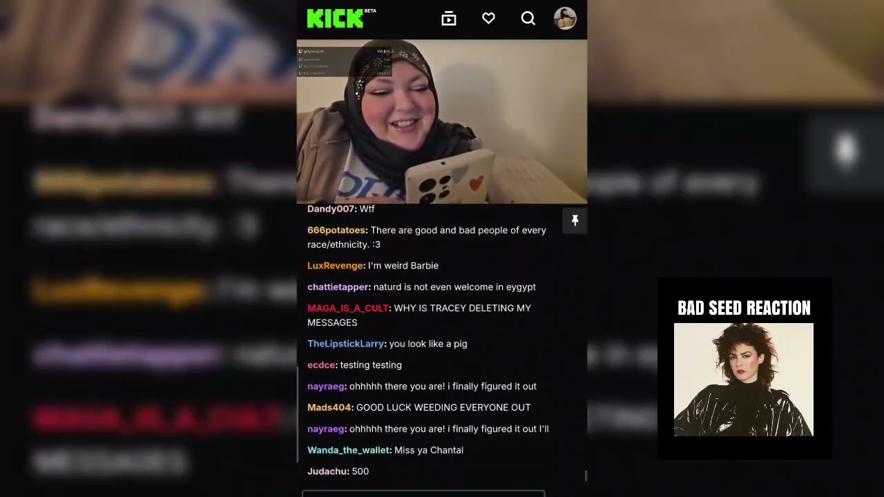 FOODIE BEAUTY CHICK CANT DO KICK