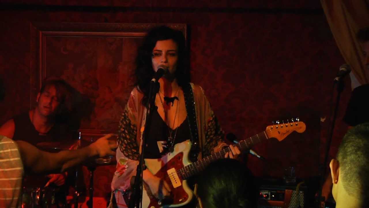 Ninet Tayeb- Crazy