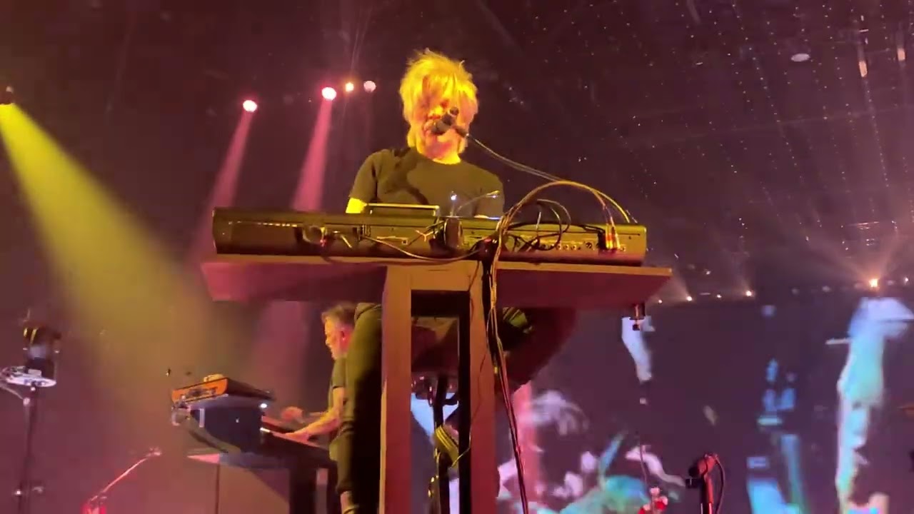 Indochine - A L’Est de Java - Brussels 1 - Arena Tour - April 1 st 2025