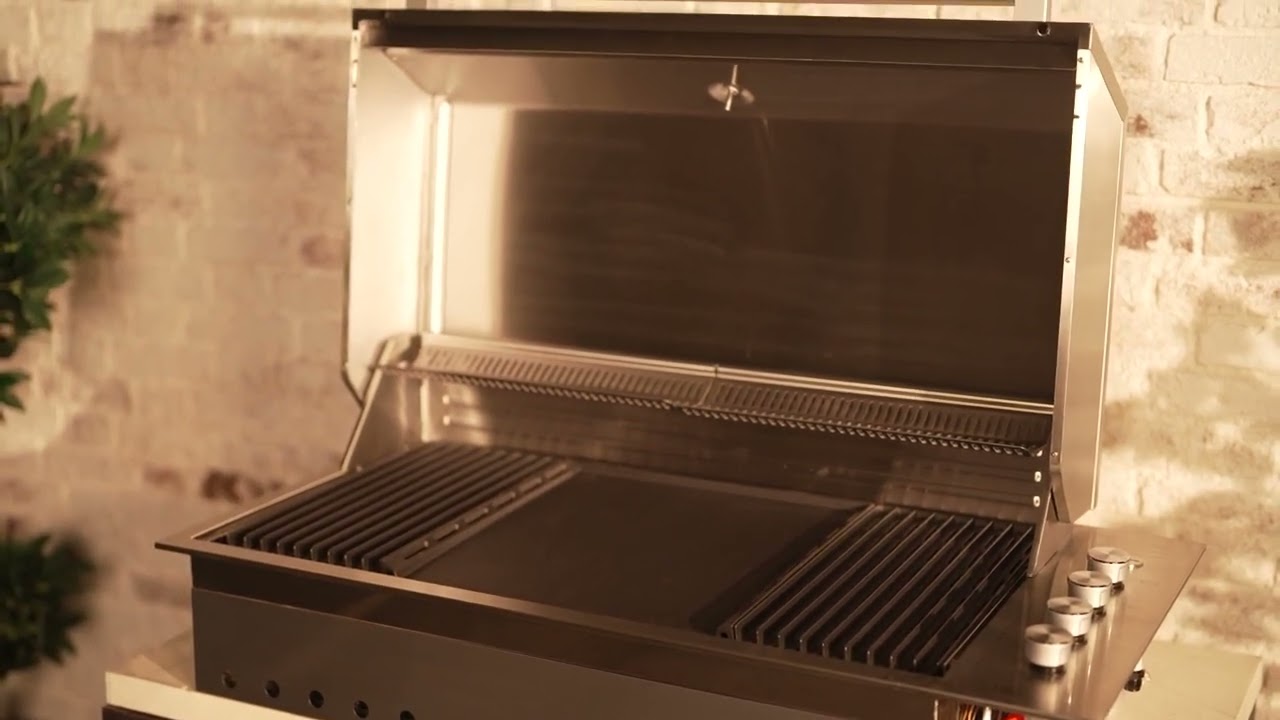 Product Review: Beefeater Signature ProLine 6 Burner Built-In Natural Gas BBQ with Hood BSH158SA