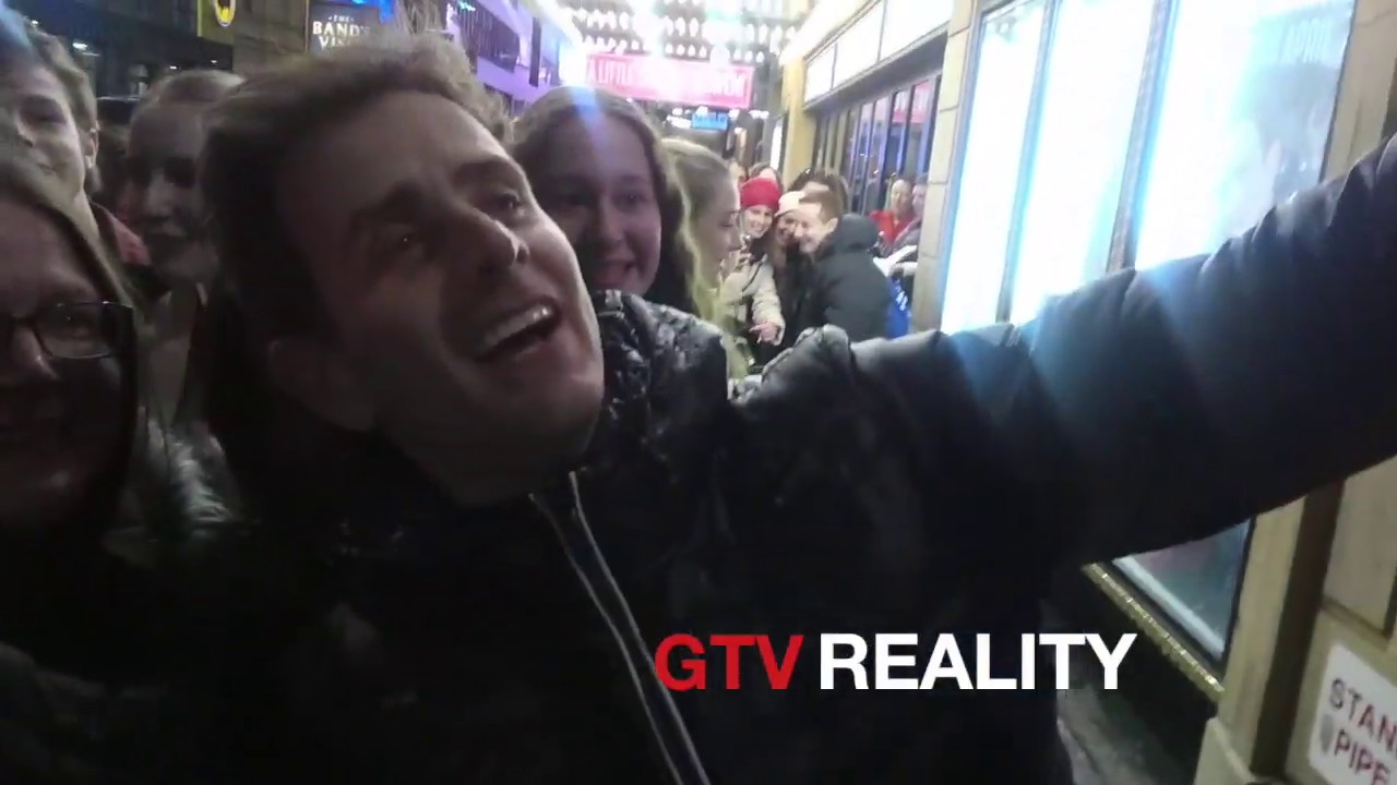 Joey McIntyre jokes around on GTV Reality