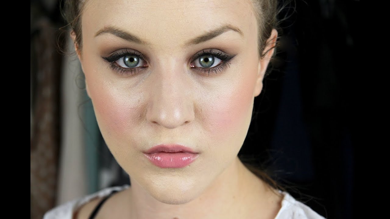 DAYTIME SMOKEY EYES (Look aus dem Desinfektionsvideo)