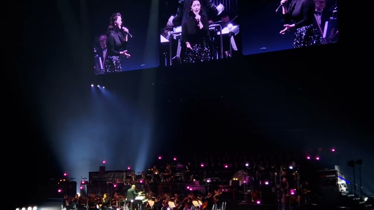 Vendula Příhodová - Je Suis Malade - O2 Arena 2025