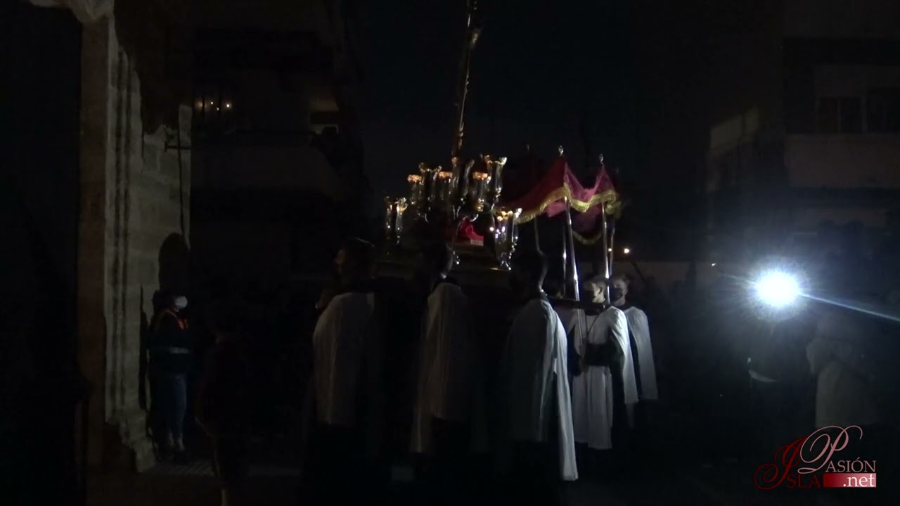 Recogida paso de misterio Hermandad de la Vera-Cruz | Semana Santa 2022 | 4K | San Fernando